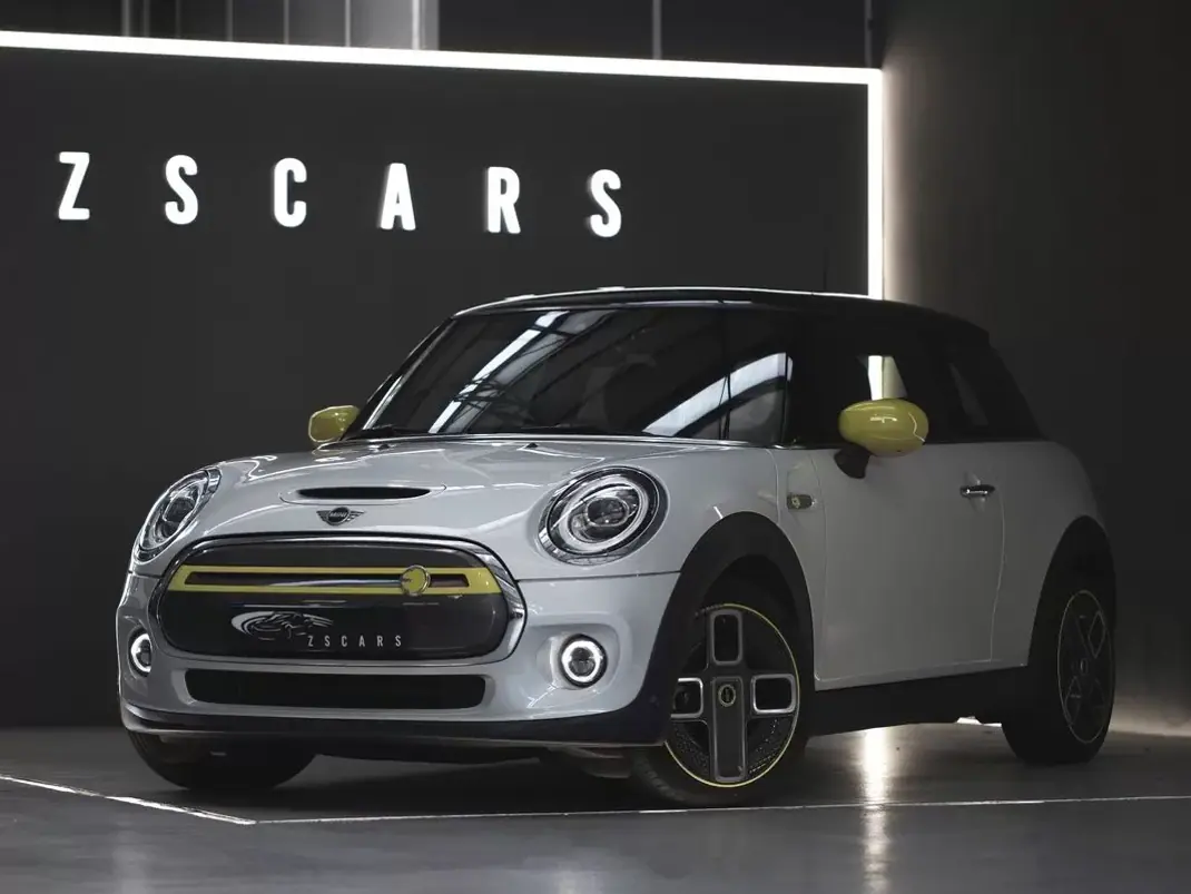 MINI 3 Portas 2019 - 16990 EUR, 70000 km - AUTO.MOTO.pt - 70000km - foto 3 de 23