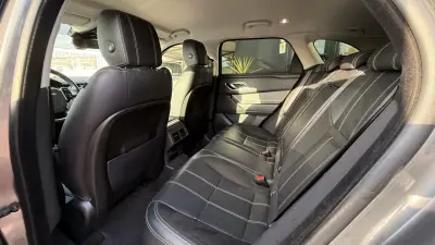 Land Rover Range Rover Velar 2018 - 26990 EUR, 179000 km - 179000km - foto 26 de 39