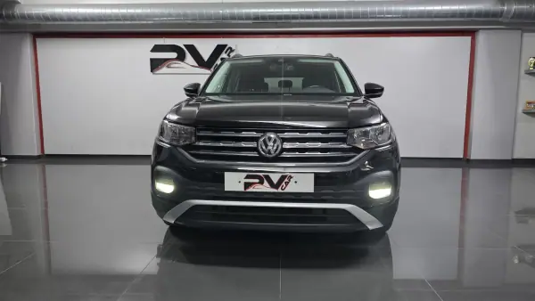 Volkswagen T-Cross 2020 - 17490 EUR, 120000 km - AUTO.MOTO.pt - 120000km - foto 28 de 35