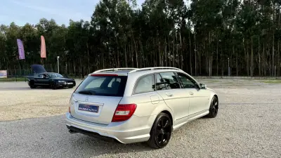 Mercedes-Benz C 180 2014 - 14900 EUR, 245000 km - AUTO.MOTO.pt - 245000km - foto 7 de 25