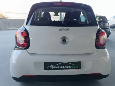 Smart ForFour 2016 - 10500 EUR, 66000 km - AUTO.MOTO.pt - 66000km - foto 25 de 25