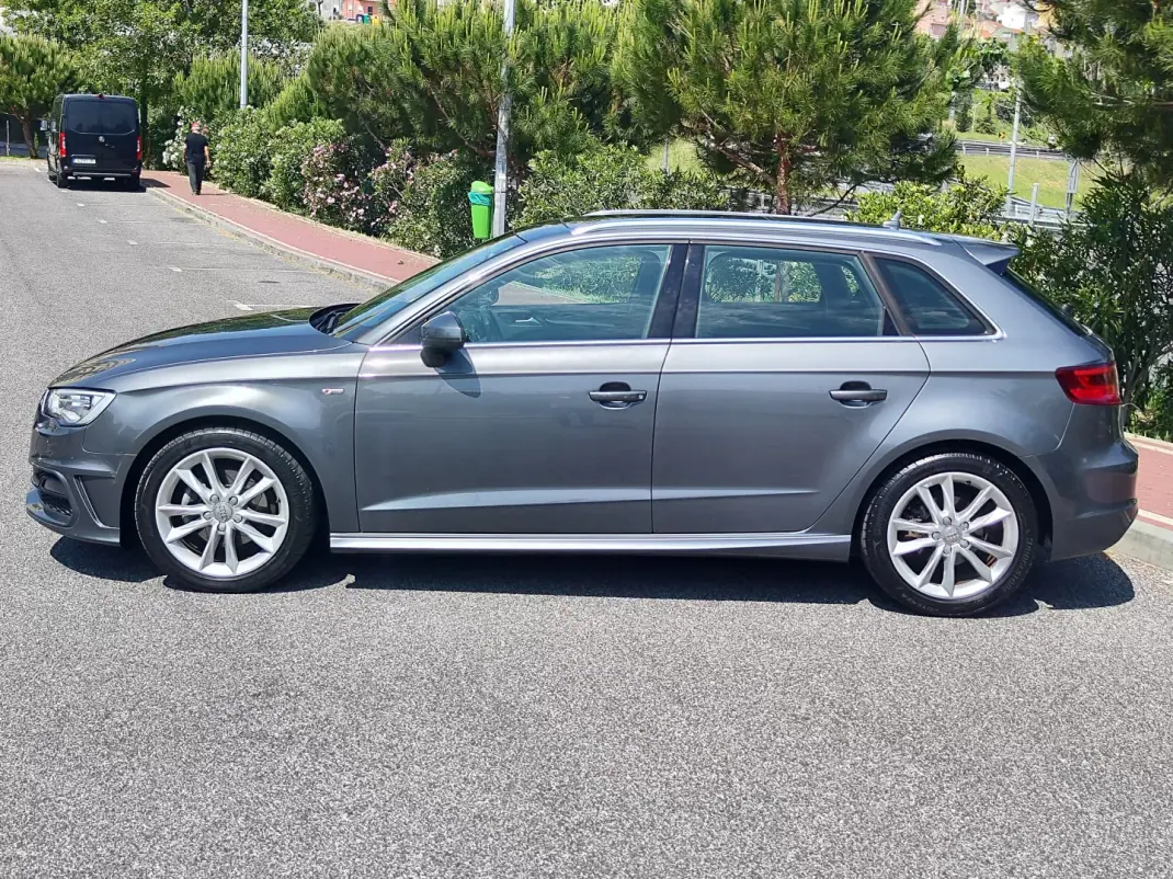 Audi A3 Sportback 2016 - 16980 EUR, 199550 km - AUTO.MOTO.pt - 199550km - foto 12 de 39