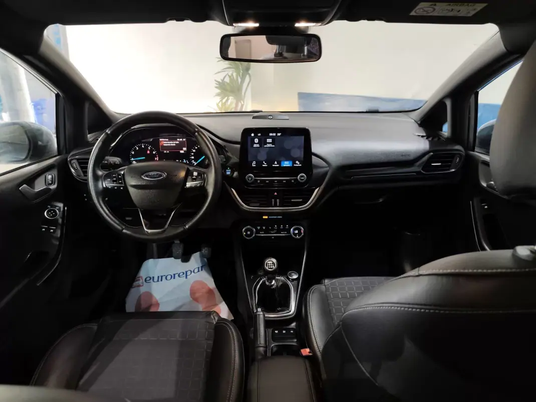 Ford Fiesta 2019 - 12800 EUR, 78000 km - 78000km - foto 20 de 22