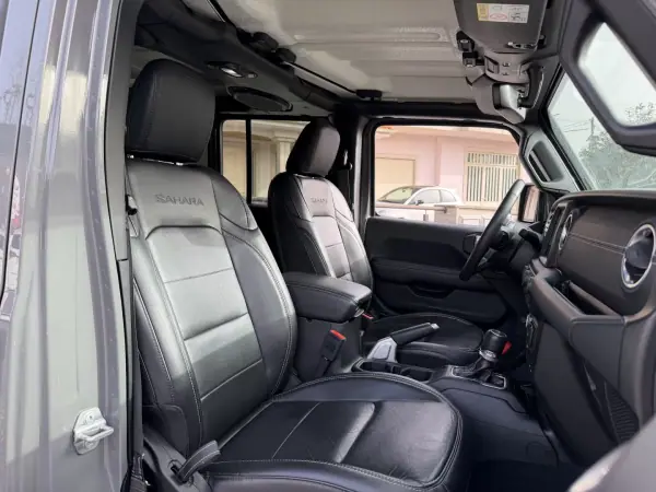 Jeep Wrangler Unlimited 2019 - 70000 EUR, 88541 km - AUTO.MOTO.pt - 88541km - foto 8 de 17