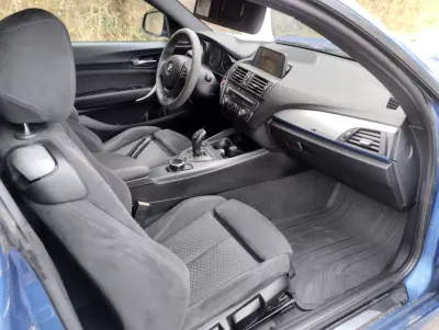 BMW 120 2013 - 13999 EUR, 270000 km - AUTO.MOTO.pt - 270000km - foto 19 de 34