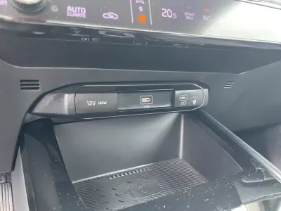 Kia Niro EV 2022 - 25850 EUR, 52642 km - AUTO.MOTO.pt - 52642km - foto 38 de 44