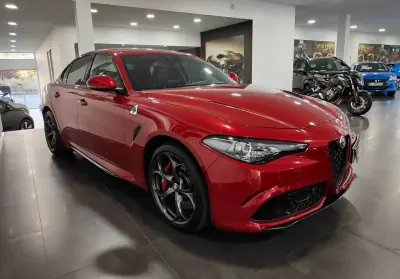 Alfa Romeo Giulia 2018 - 62500 EUR, 53000 km - AUTO.MOTO.pt - 53000km - foto 3 de 60