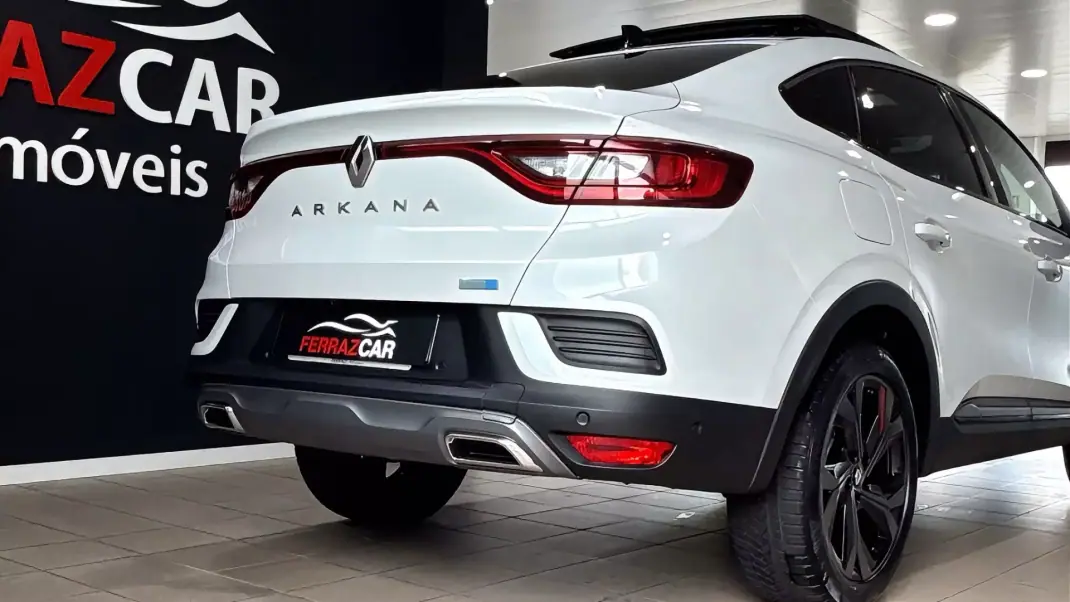 Renault Arkana 2022 - 23990 EUR, 92300 km - 92300km - foto 14 de 29