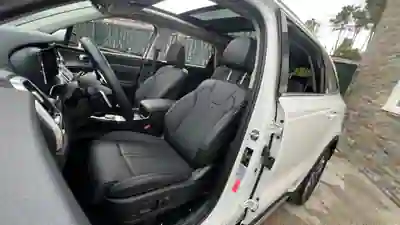Kia Sorento 2021 - 37500 EUR, 46923 km - AUTO.MOTO.pt - 46923km - foto 27 de 31