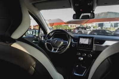 Renault Captur 2023 — foto 6 de 26