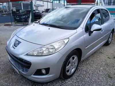 Peugeot 207 2012 - 5250 EUR, 180948 km - AUTO.MOTO.pt - 180948km - foto 3 de 28