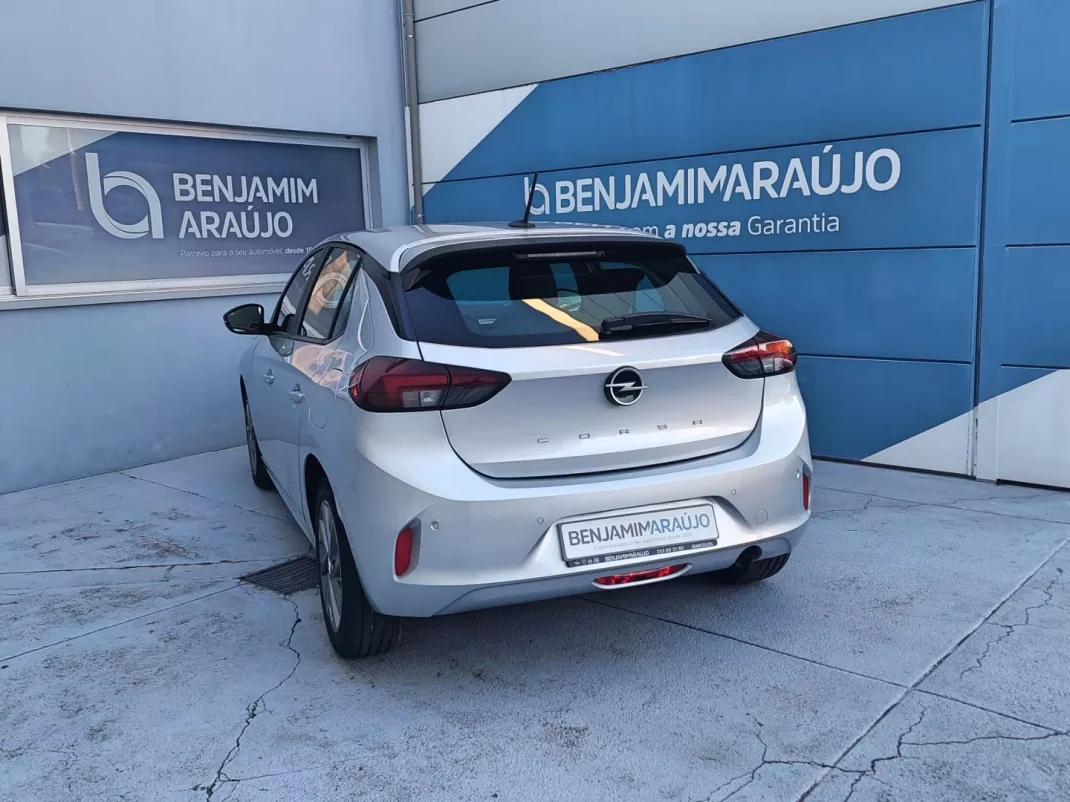 Opel Corsa 2023 - 19500 EUR, 20521 km - AUTO.MOTO.pt - 20521km - foto 8 de 24