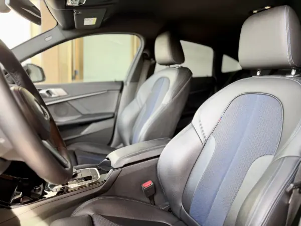 BMW 216 Gran Coupé 2021 - 25950 EUR, 84000 km - AUTO.MOTO.pt - 84000km - foto 13 de 27