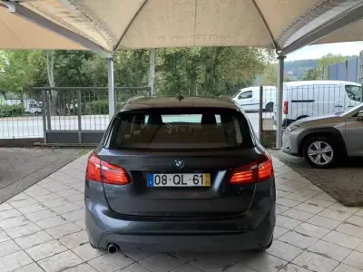 BMW 216 Active Tourer 2015 - 16750 EUR, 77962 km - AUTO.MOTO.pt - 77962km - foto 4 de 22