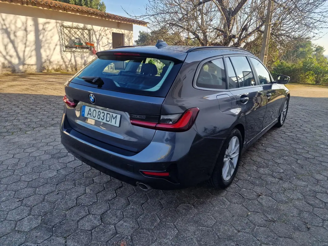 BMW 318 2022 - 27500 EUR, 67000 km - 67000km - foto 4 de 13