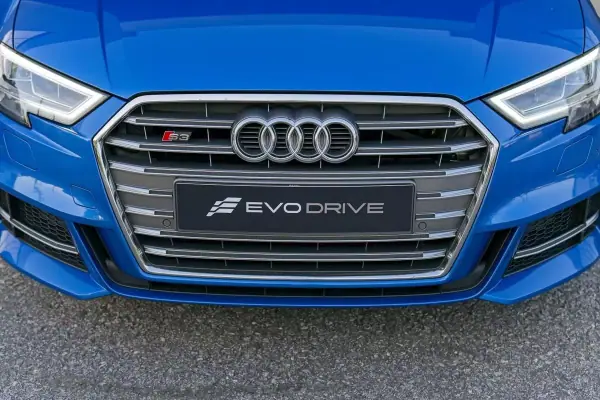 Audi S3 Limousine 2017 - 34990 EUR, 139000 km - AUTO.MOTO.pt - 139000km - foto 4 de 17