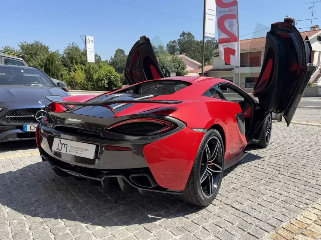 McLaren 570 2018 - 185000 EUR, 61874 km - 61874km - foto 6 de 14