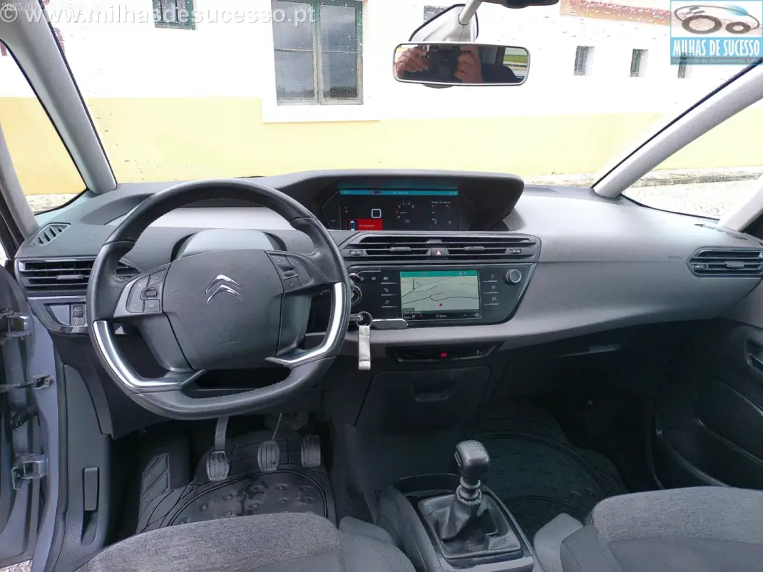 Citroën C4 Spacetourer 2019 - 15500 EUR, 123000 km - AUTO.MOTO.pt - 123000km - foto 18 de 22