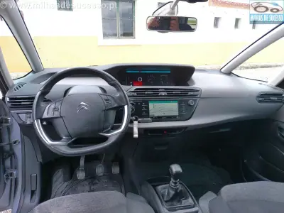 Citroën C4 Spacetourer 2019 - 15500 EUR, 123000 km - AUTO.MOTO.pt - 123000km - foto 18 de 22