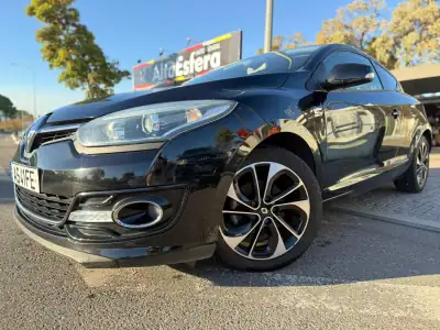 Renault Mégane Coupe 2014 - 12900 EUR, 155557 km - AUTO.MOTO.pt - 155557km - foto 2 de 32