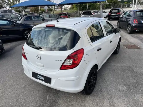 Opel Corsa 2011 - 6450 EUR, 117000 km - AUTO.MOTO.pt - 117000km - foto 44 de 50