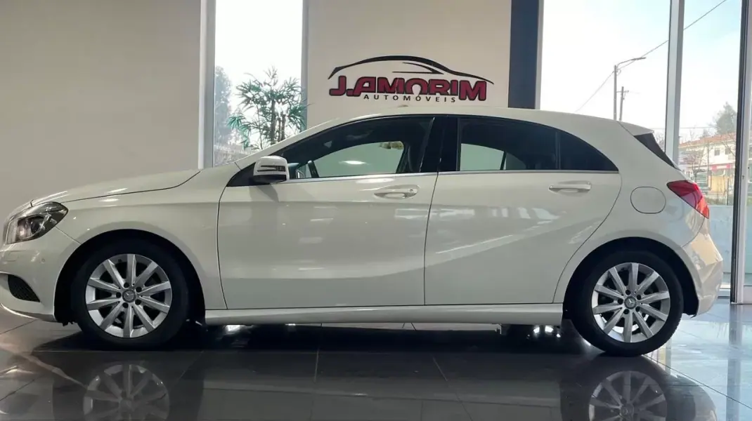 Mercedes-Benz A 180 2014 - 14999 EUR, 191121 km - AUTO.MOTO.pt - 191121km - foto 9 de 24