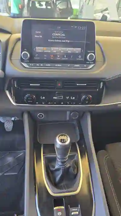 Nissan Qashqai 2021 - 21000 EUR, 50000 km - AUTO.MOTO.pt - 50000km - foto 7 de 12