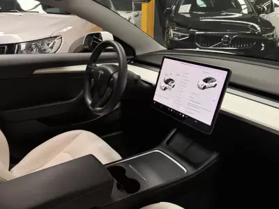 Tesla Model 3 2021 - 28990 EUR, 36500 km - AUTO.MOTO.pt - 36500km - foto 22 de 22