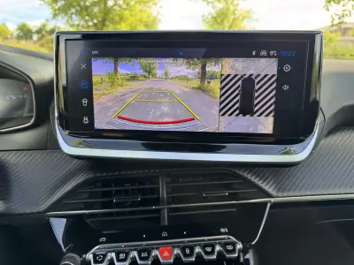 Peugeot 2008 2025 - 24900 EUR, 22017 km - AUTO.MOTO.pt - 22017km - foto 17 de 25