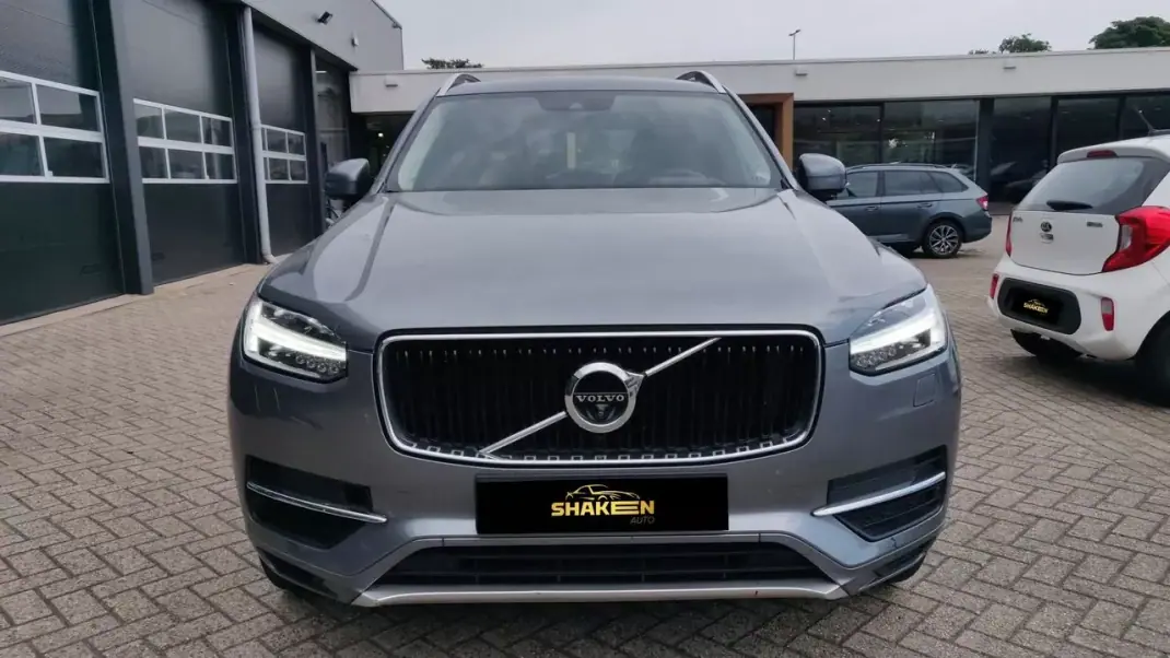 Volvo XC 90 2015 - 25890 EUR, 255209 km - 255209km - foto 3 de 10