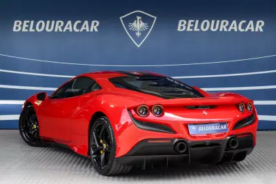 Ferrari F8 Tributo 2023 - 390000 EUR, 17392 km - AUTO.MOTO.pt - 17392km - foto 4 de 22