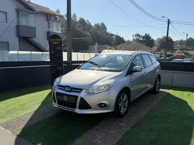 Ford Focus 2014 — photo 4 of 30