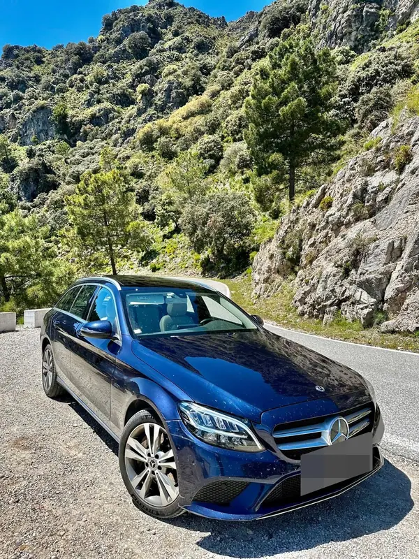 Mercedes-Benz C 300 2019 — foto 3 de 5