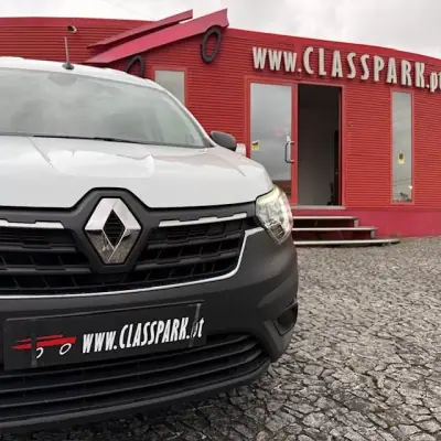 Renault EXPRESS 1.5 DCI 95 COMFORT BLUE VAN 2022 - 11500 EUR, 171000 km - AUTO.MOTO.pt - 171000km - foto 4 de 14