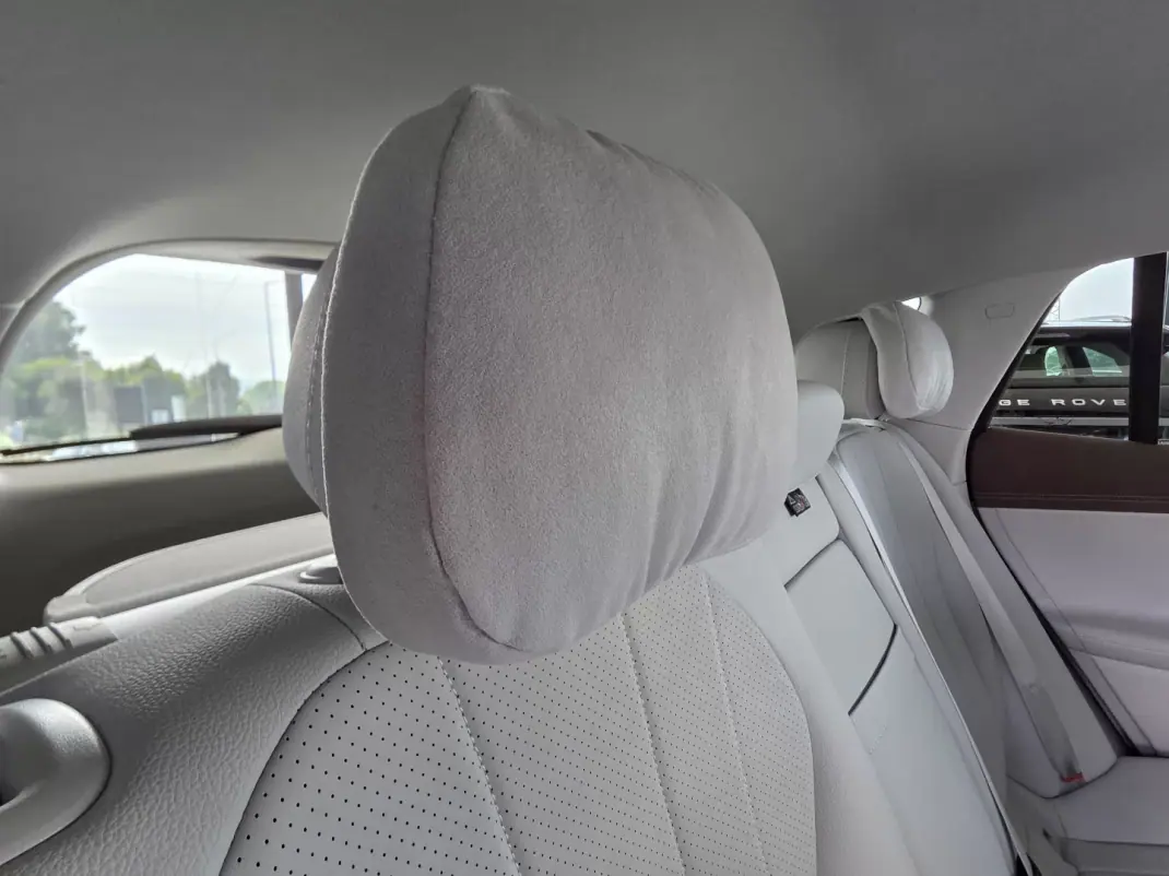 Mercedes-Benz EQE 2025 - 58990 EUR, 8906 km - AUTO.MOTO.pt - 8906km - foto 41 de 46