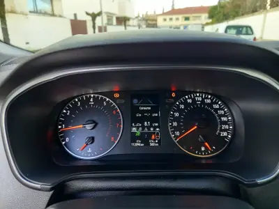Renault Mégane 2022 - 14990 EUR, 112100 km - AUTO.MOTO.pt - 112100km - foto 14 de 17