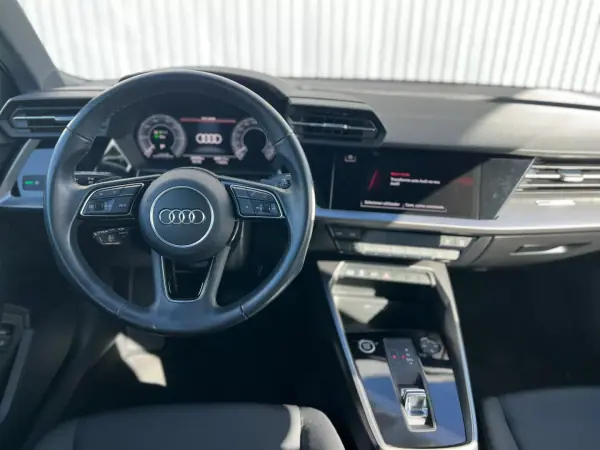 Audi A3 Sportback 2024 - 31000 EUR, 35906 km - AUTO.MOTO.pt - 35906km - foto 8 de 17