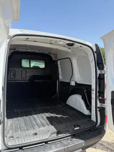 Renault KANGOO 1.5 BLUE DCI 3LUG EDITION ONE 2018 - 8900 EUR, 191840 km - AUTO.MOTO.pt - 191840km - foto 7 de 7