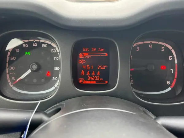 Fiat Panda 2024 - 11500 EUR, 34203 km - AUTO.MOTO.pt - 34203km - foto 6 de 6