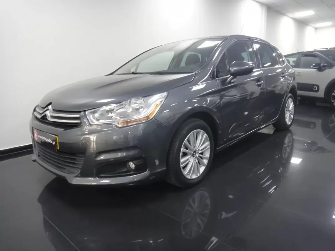 Citroën C4 2011 - 6990 EUR, 200000 km - AUTO.MOTO.pt - 200000km - foto 1 de 21