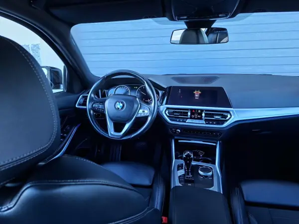 BMW 318 2019 - 28490 EUR, 74597 km - AUTO.MOTO.pt - 74597km - foto 11 de 18