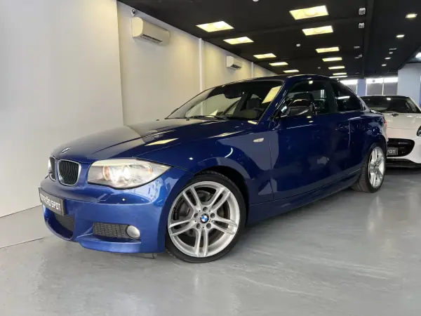 BMW 120 2011 - 12990 EUR, 239000 km - AUTO.MOTO.pt - 239000km - foto 33 de 36