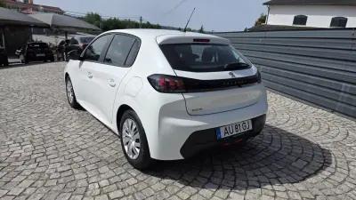 Peugeot 208 2022 - 13990 EUR, 49000 km - AUTO.MOTO.pt - 49000km - foto 4 de 24