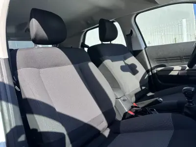 Citroën C4 Cactus 2020 - 11900 EUR, 150000 km - AUTO.MOTO.pt - 150000km - foto 34 de 37