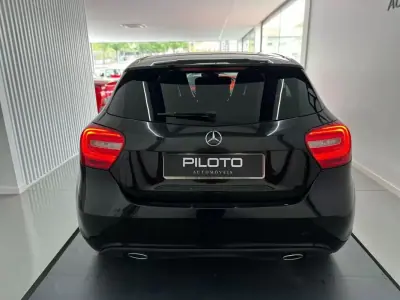 Mercedes-Benz A 180 2013 - 13490 EUR, 211541 km - AUTO.MOTO.pt - 211541km - foto 8 de 23