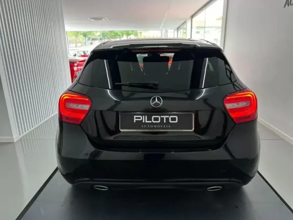 Mercedes-Benz A 180 2013 - 13490 EUR, 211541 km - AUTO.MOTO.pt - 211541km - foto 8 de 23