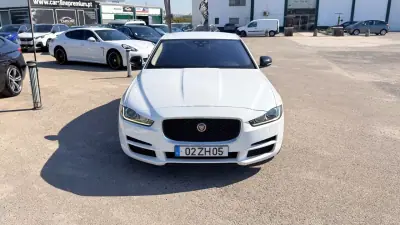 Jaguar XE 2016 - 15500 EUR, 206953 km - 206953km - foto 3 de 17