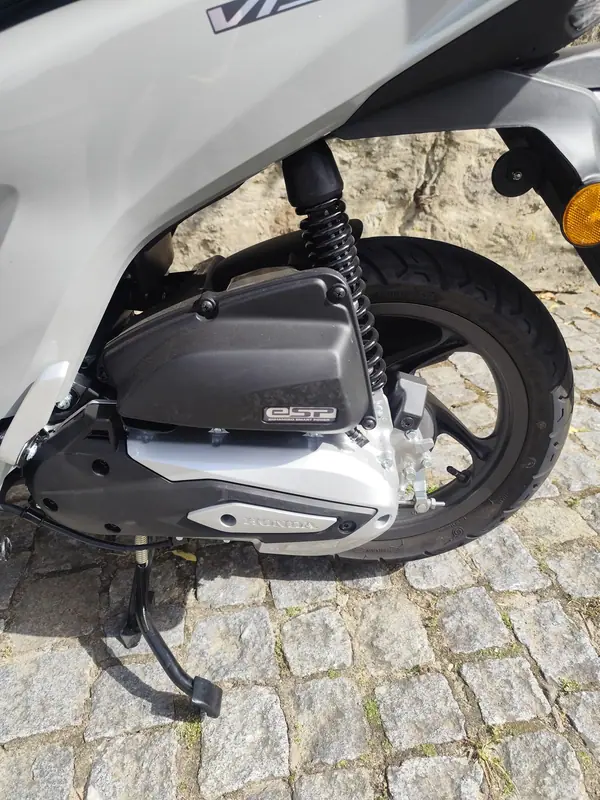 Honda Vision 2026 - 1990 EUR, 1192 km - AUTO.MOTO.pt - 1192km - foto 7 de 15