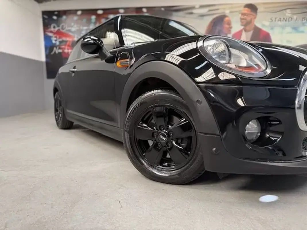 MINI 3 Portas 2017 - 13999 EUR, 142517 km - AUTO.MOTO.pt - 142517km - foto 2 de 16