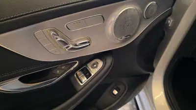 Mercedes-Benz C 220 2018 - 29900 EUR, 179960 km - AUTO.MOTO.pt - 179960km - foto 40 de 62